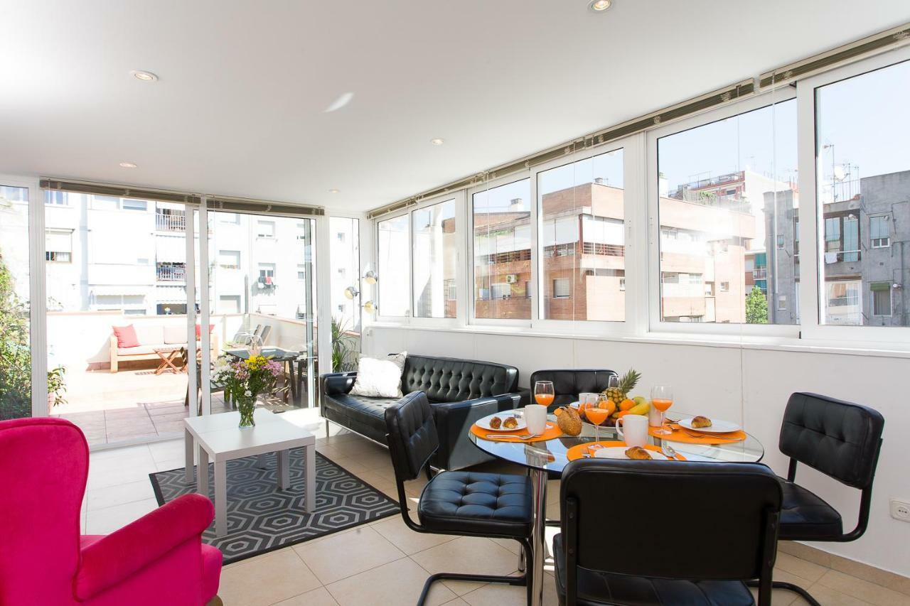 Key PENTHOUSE Sagrada Familia Apartment Barcelona Bagian luar foto
