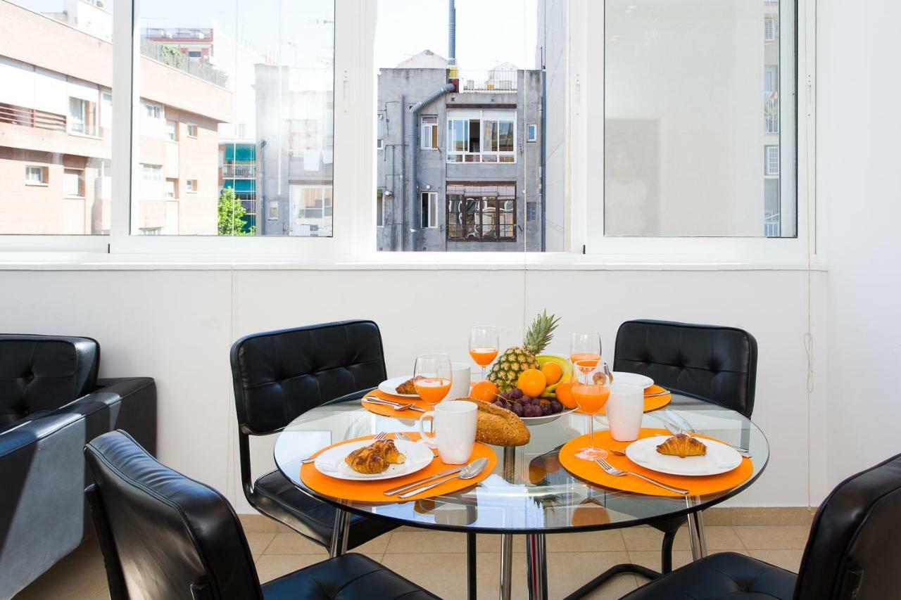 Key PENTHOUSE Sagrada Familia Apartment Barcelona Bagian luar foto