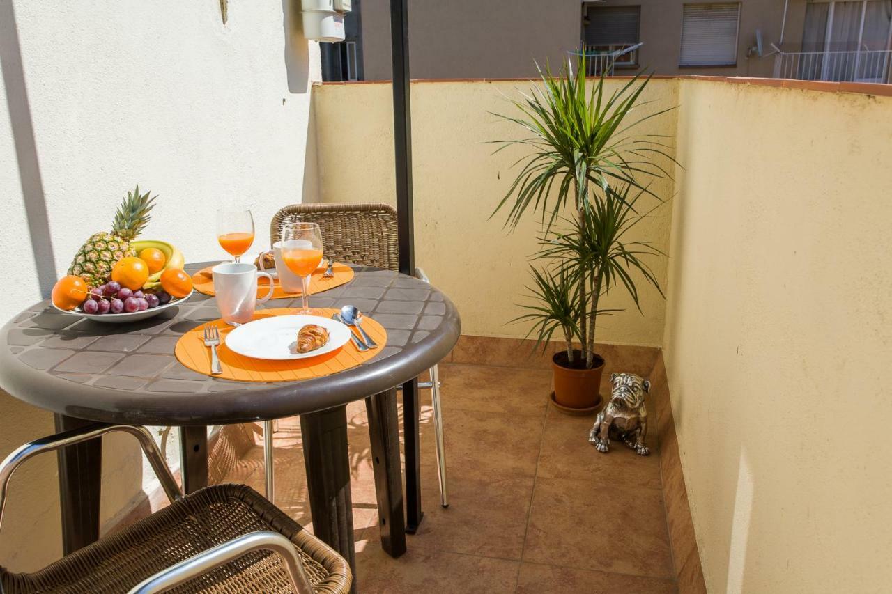 Key PENTHOUSE Sagrada Familia Apartment Barcelona Bagian luar foto