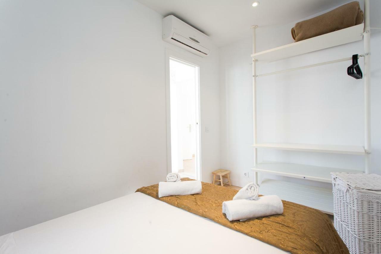 Key PENTHOUSE Sagrada Familia Apartment Barcelona Bagian luar foto